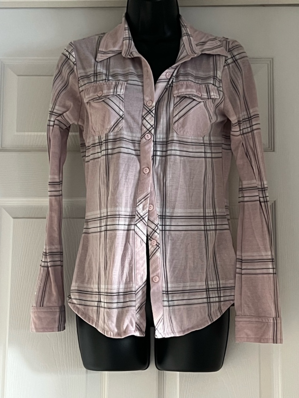 Urban Girl Light Pink Plaid Button-Up Shirt